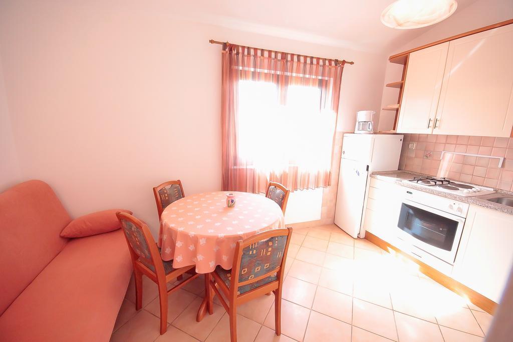 Apartments Skelin Vodice Kamer foto
