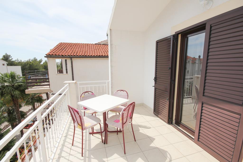 Apartments Skelin Vodice Kamer foto