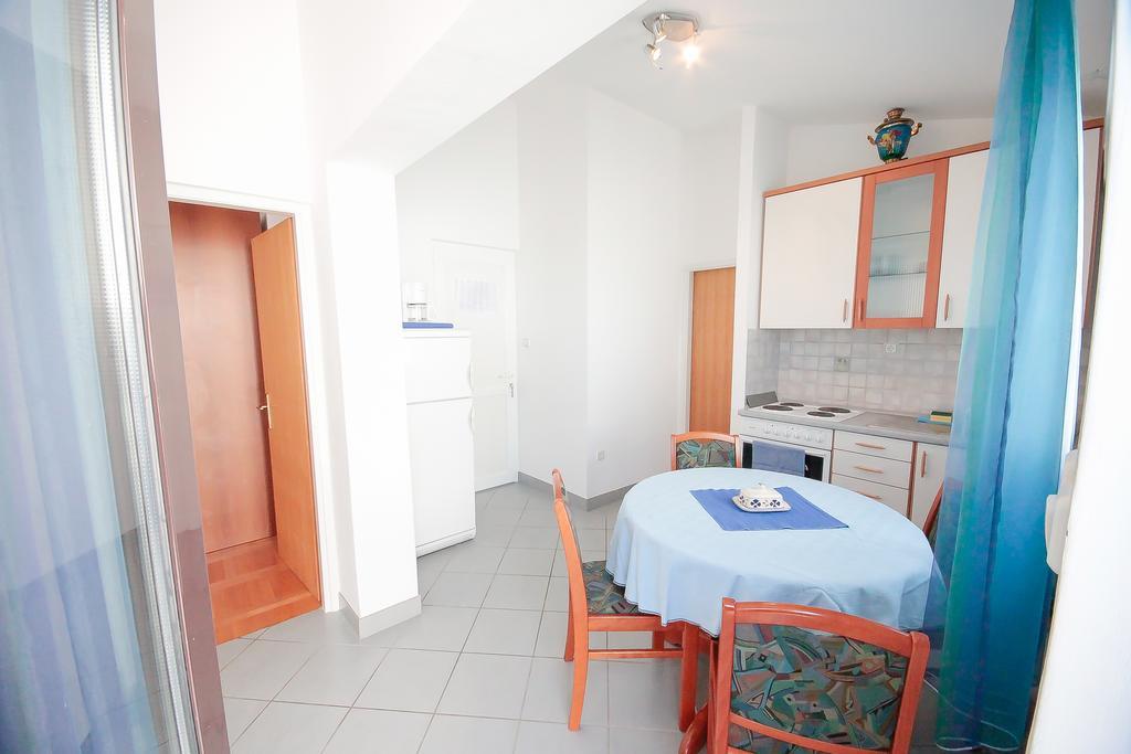 Apartments Skelin Vodice Kamer foto