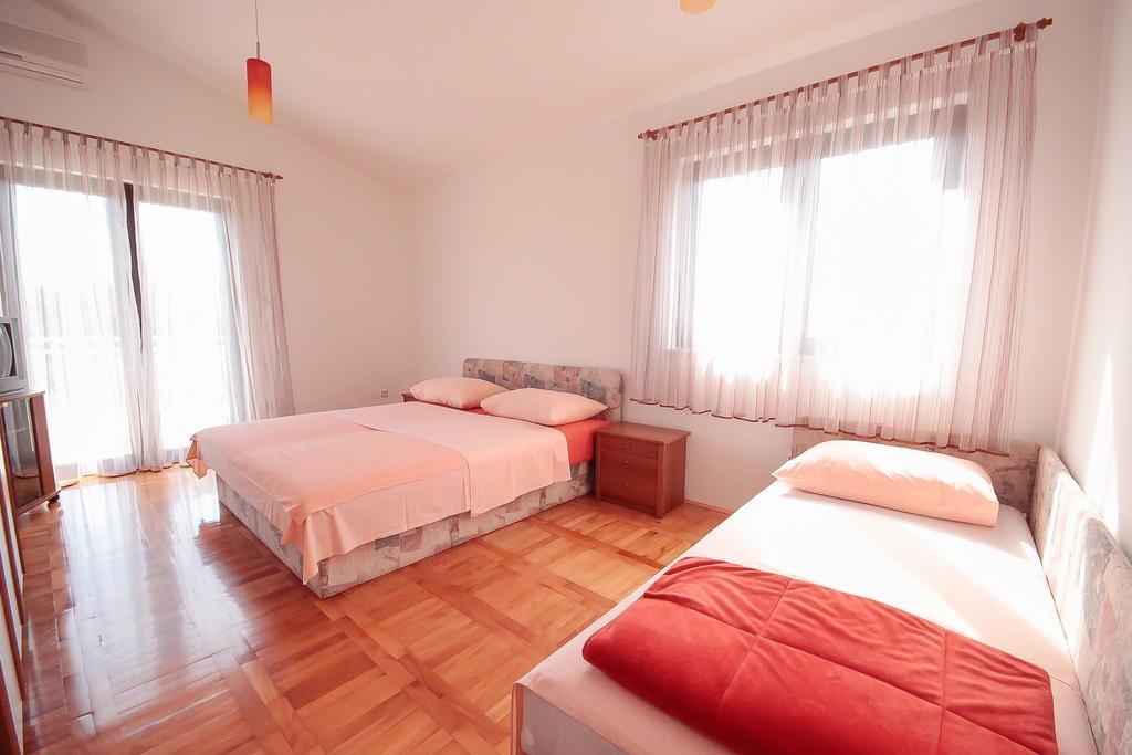 Apartments Skelin Vodice Kamer foto