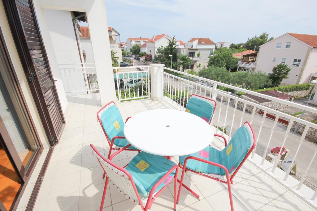 Apartments Skelin Vodice Kamer foto